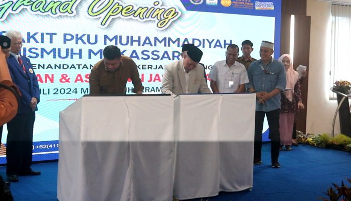 Rektor dan Bupati Gowa Teken Prasasti Peresmian RS PKU Muhammadiyah Unismuh