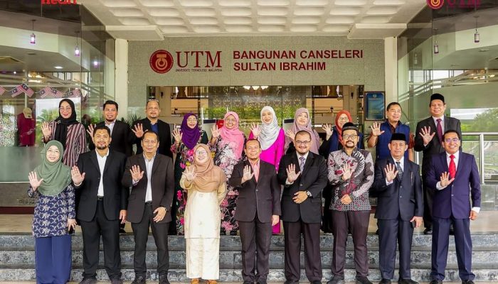 Rektor Unismuh Makassar Paparkan Konsep Kampus “Integrated Green-Islamic-Futuristic” di Universiti Teknologi Malaysia
