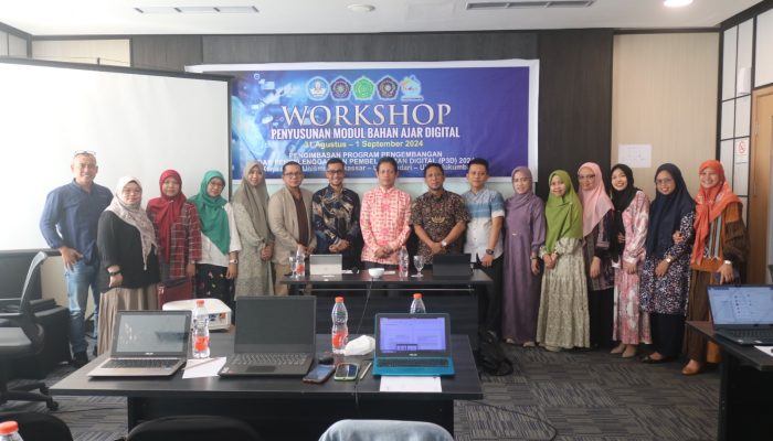 Buka Workshop Penyusunan Modul Bahan Ajar Digital, Rektor Unismuh Makassar Ajak Dosen Tingkatkan Kompetensi Pembelajaran Daring
