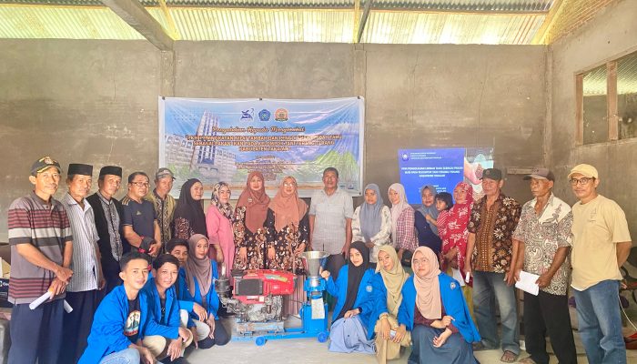 Hibah Kemdikbudristek, Tim PKM Unismuh Gelar Penyuluhan Budidaya dan Pelet Ikan di Takalar