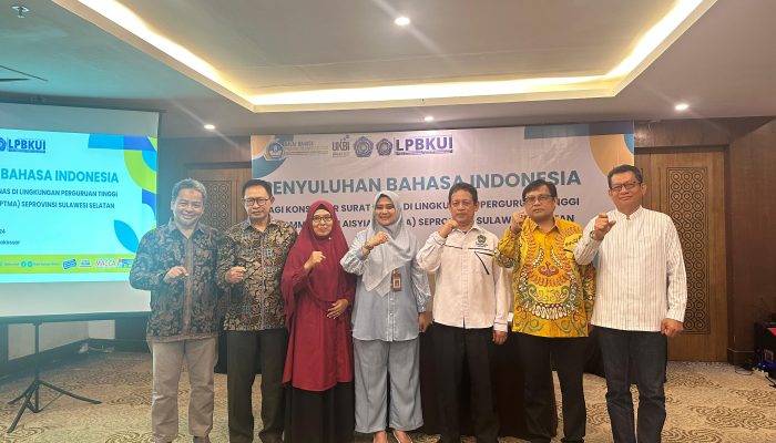 Penyuluhan Bahasa Indonesia untuk Konseptor Surat Dinas PTMA Sulsel di Sheraton Makassar