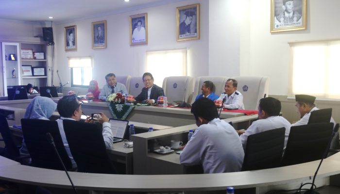 Perkuat Literasi Keuangan, OJK Sulselbar Bangun Sinergi dengan Unismuh Makassar