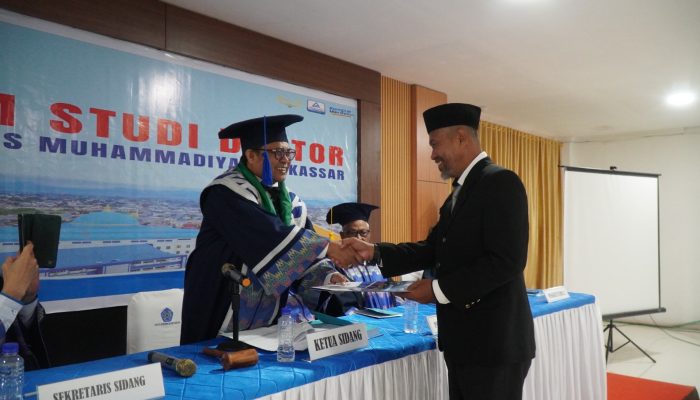 Ujian Doktor di Unismuh, Eks Ketua KPU Sulbar Kupas Pemilu Bermartabat