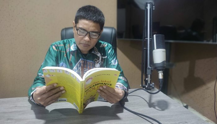 Kearifan Lokal dan Ilmu Komunikasi, Dua Karya Terbaru Dr Syukri dari Unismuh Makassar
