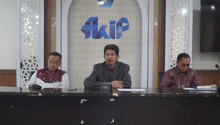 120 Alumni Ikut Yudisium, Wadek I FKIP Unismuh: IPK Bukan Tujuan Akhir, Tapi Awal Pengabdian