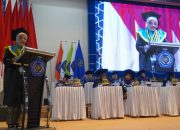 Di Balik Toga Wisudawan Terbaik Unismuh: Air Mata, Doa, dan Jalan Sunyi Menuju Puncak