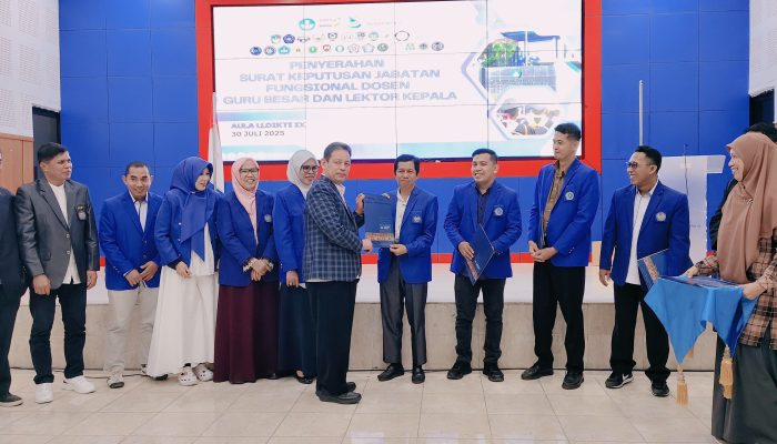 Unismuh Makassar Terima 3 SK Guru Besar dan 14 Lektor Kepala dari LLDIKTI Wilayah IX