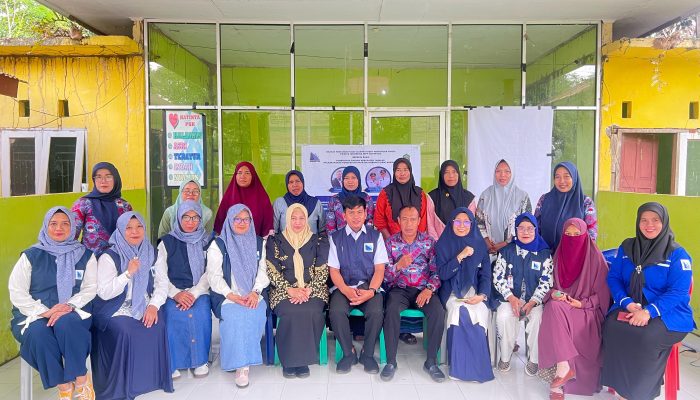 Gelar PKM di Takalar, Dosen Farmasi Unismuh Kembangkan Edukasi Kesehatan Digital Berbasis Herbal
