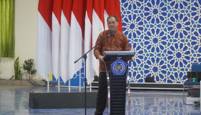 Pelantikan Dekan Kedokteran Unismuh, Majelis Diktilitbang PP Muhammadiyah Dorong Unismuh Buka Program Spesialis