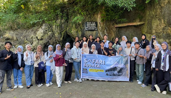 Safari Budaya UKM Bahasa, Belajar Sejarah dan Filosofi Hidup dari Goa Mampu