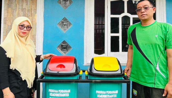 Tim Dosen Unismuh Bangun Kesadaran Lingkungan di Destinasi Wisata Pangkep