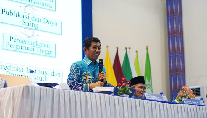 Warek IV Paparkan Internasionalisasi Unismuh Makassar dan Capaian Peringkat Dunia di Hadapan Maba 2025