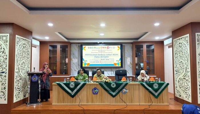 Balai Bahasa dan Unismuh Makassar Gelar Penyuluhan Bahasa Surat Resmi