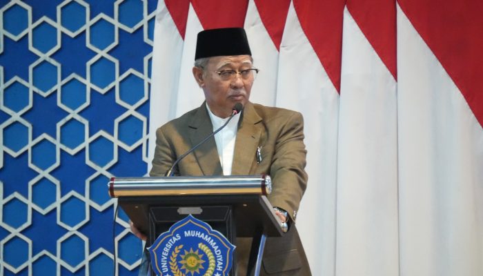 Dalam Wisuda ke-86 Unismuh Makassar, Ambo Asse Tekankan Pentingnya Iman, Ilmu, dan Akhlak