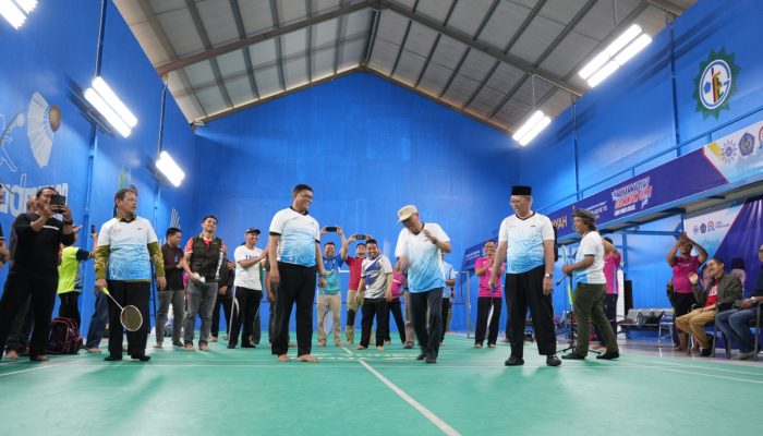 Dari Lapangan Badminton Unismuh, Muhammadiyah Sulsel Dorong Pembinaan Atlet dan Identitas Kader