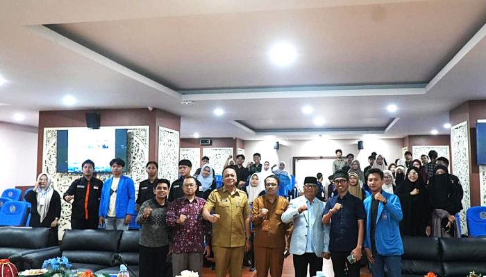 Dialog Pendidikan FKIP Unismuh Bahas Sinergi Mahasiswa Menuju Indonesia Emas 2045