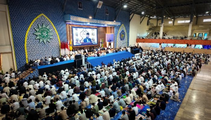 Sekitar 8.000 Jamaah Padati Salat Id di Unismuh Makassar, Idulfitri Dimaknai sebagai Kemenangan Spiritual