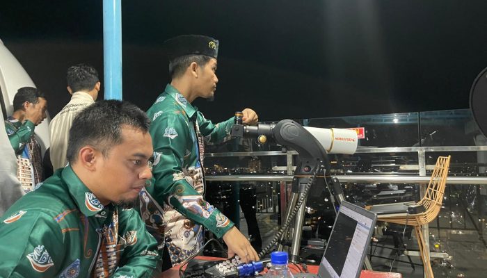 Meski Mendung, Tim Observatorium Unismuh Makassar Berhasil Abadikan Gerhana Bulan Total