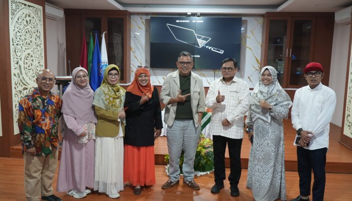 Hadirkan Garin Nugroho, Prodi Seni Rupa FKIP Unismuh Dorong Mahasiswa Jadi Kreator Produktif