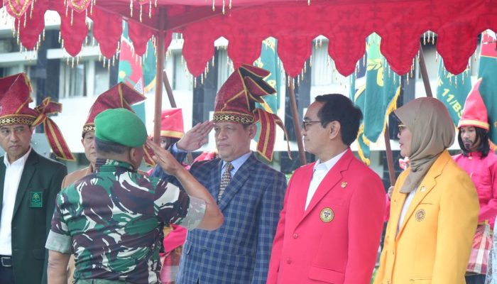 Pengukuhan Warga Kehormatan Perkuat Sinergi Kodam Hasanuddin dan Perguruan Tinggi