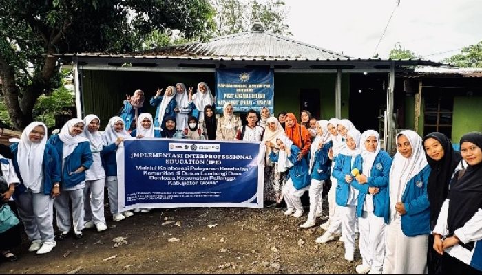 Mahasiswa Lintas Prodi Kesehatan Unismuh Edukasi dan Periksa Kesehatan Warga Dusun Lambengi