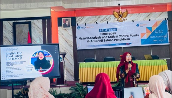 Guru Besar FKIP Unismuh Hadirkan Standar Industri Pangan bagi Guru SMK di Gorontalo