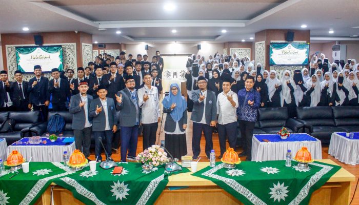 FAI Unismuh Makassar Lepas 280 Sarjana, Tekankan Spirit Dakwah, Keilmuan, dan Pengabdian