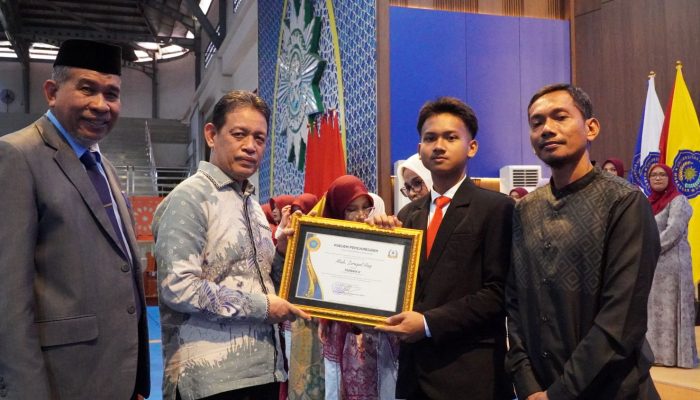 Ujian Terbuka Tahfizh Warnai Penamatan SPUMA, 71 Siswa Resmi Tamat