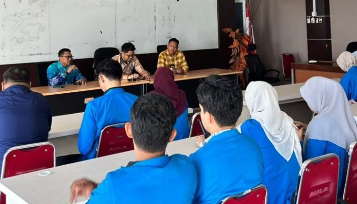 Mahasiswa Hukum Bisnis Unismuh Observasi Langsung Mekanisme Mediasi Hubungan Industrial di Disnaker