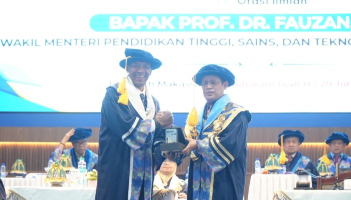 Metafora Ulat dan Kupu-Kupu, Wamendiktisaintek Dorong Wisudawan Unismuh Berevolusi