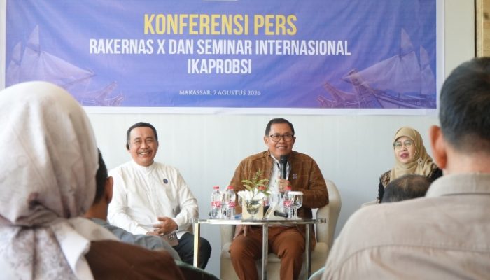 Dari Makassar, IKAPROBSI Susun Strategi Bahasa Indonesia Hadapi Kompetisi Global