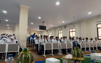 Dekan FH Unismuh Ingatkan Maba Seimbangkan Akademik, Prestasi, dan Organisasi