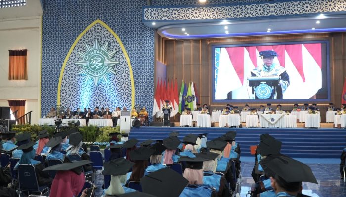 Wisuda ke-89, Rektor Unismuh Makassar Paparkan Kemajuan Riset dan Kerja Sama Global